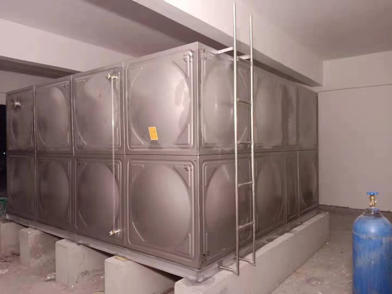 不銹鋼水箱如何解決用水問題的呢？