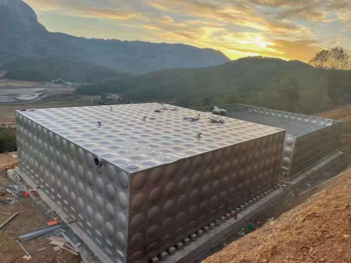 組合式不銹鋼水箱在使用中如何正確維護(hù)保養(yǎng)？